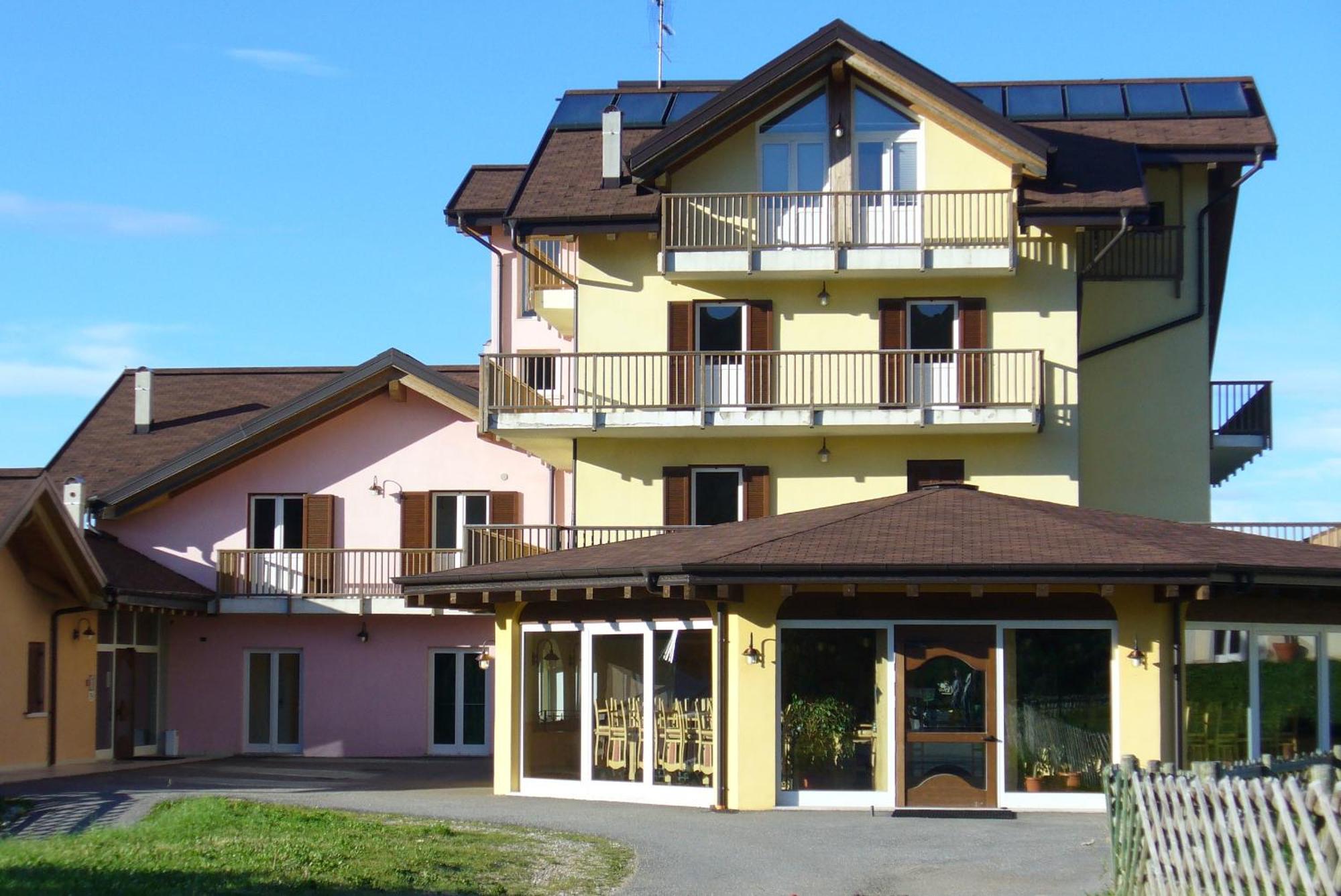 Hotel Residence Bellavista Brentonico Exterior photo